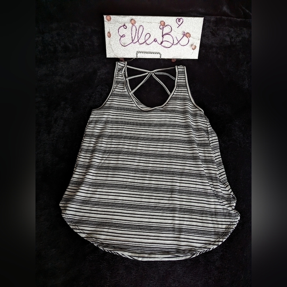 Strappy Tank - Picture 3 of 11